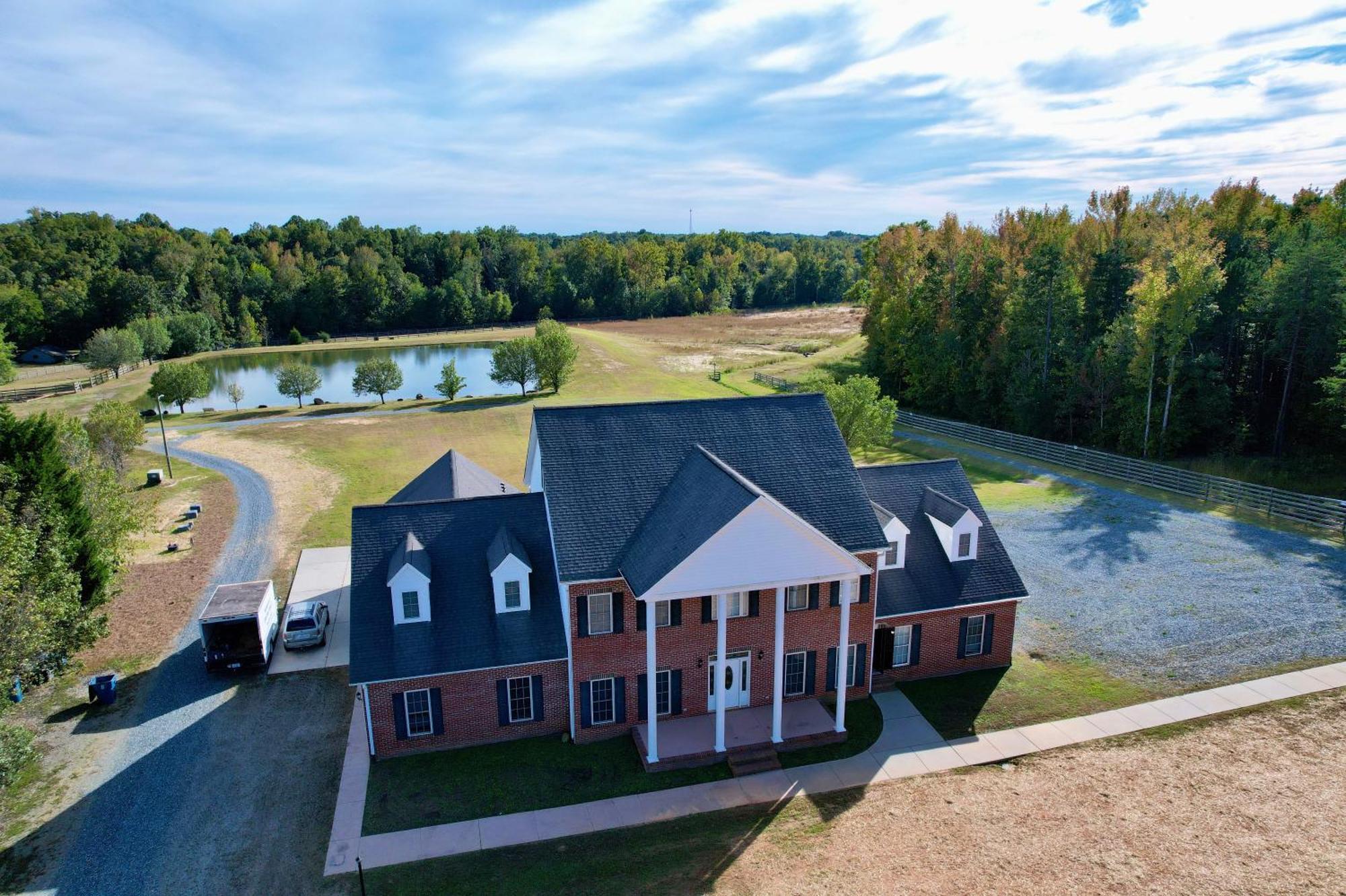Moorefield Suites Greensboro East McLeansville Bagian luar foto